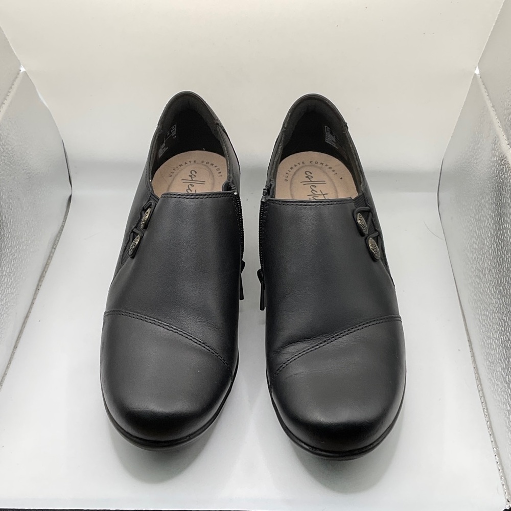 Clarks Women’s Slightly Used Black Slip-On Loafers, Size 8